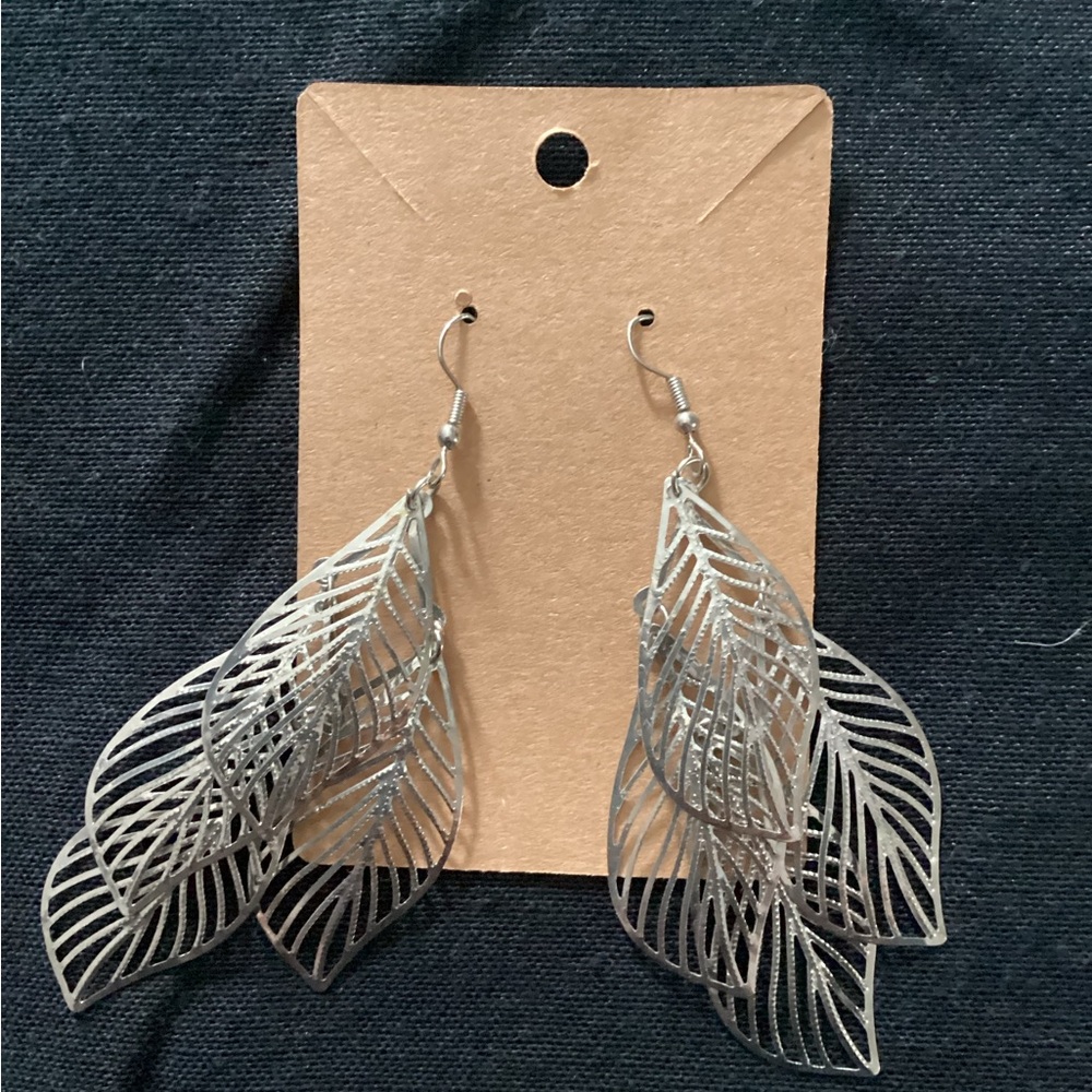 Silver Leaf Dangle Earrings